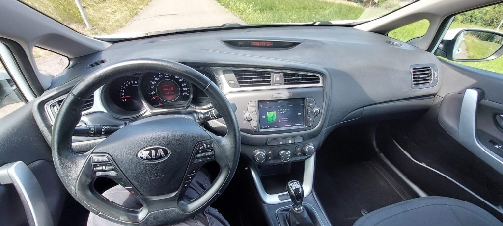 KIA CEED 1.0 T-GDi Trend, Petrol, Second hand / Used, Manual - 5