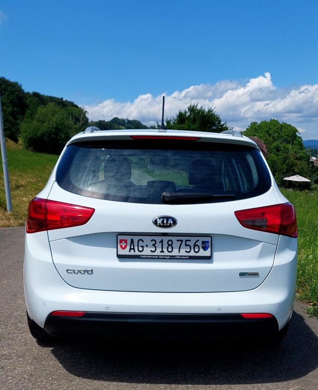 KIA CEED 1.0 T-GDi Trend, Petrol, Second hand / Used, Manual - 4