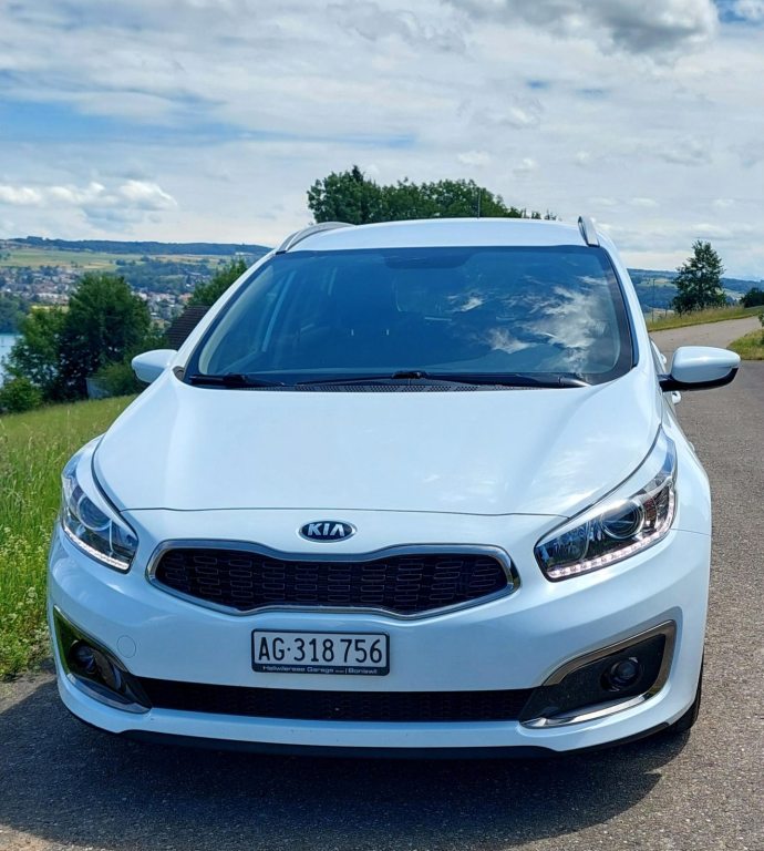 KIA CEED 1.0 T-GDi Trend, Petrol, Second hand / Used, Manual - 2