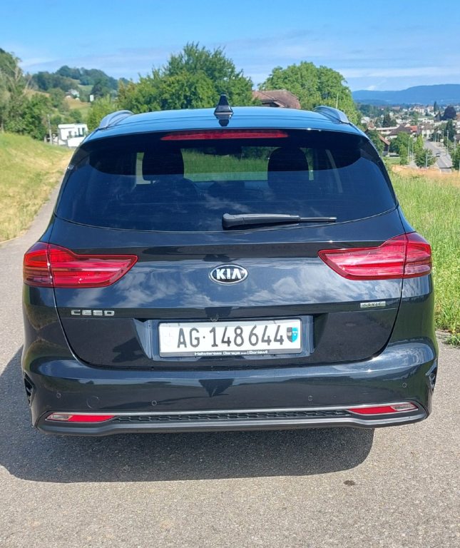 KIA CEED 1.4 T-GDi Trend, Essence, Occasion / Utilisé, Automatique - 5