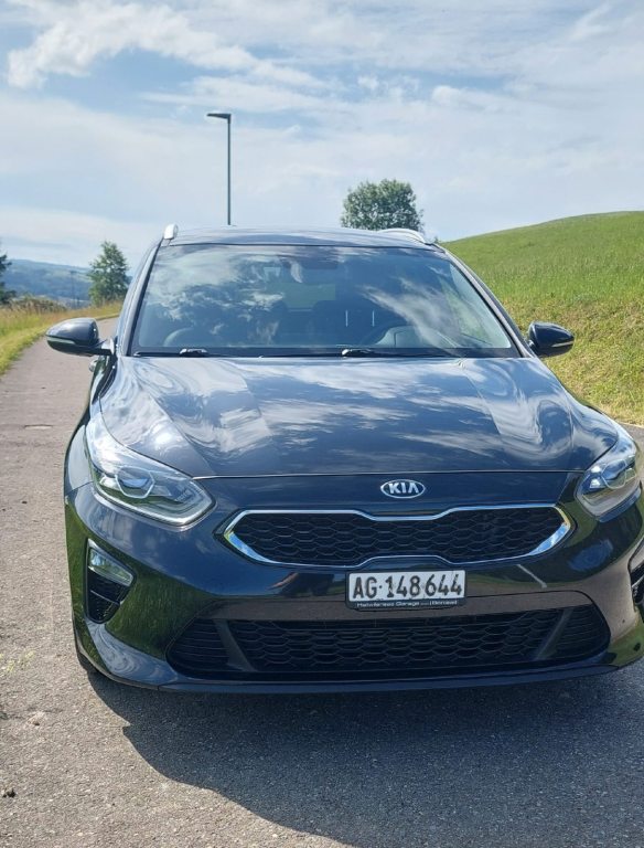 KIA CEED 1.4 T-GDi Trend, Essence, Occasion / Utilisé, Automatique - 2