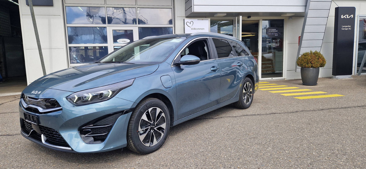 KIA Ceed SW 1.6 GDi Plug-in Hybrid Style, Hybride Rechargeable Essence/Électricité, Voiture de démonstration, Automatique - 2
