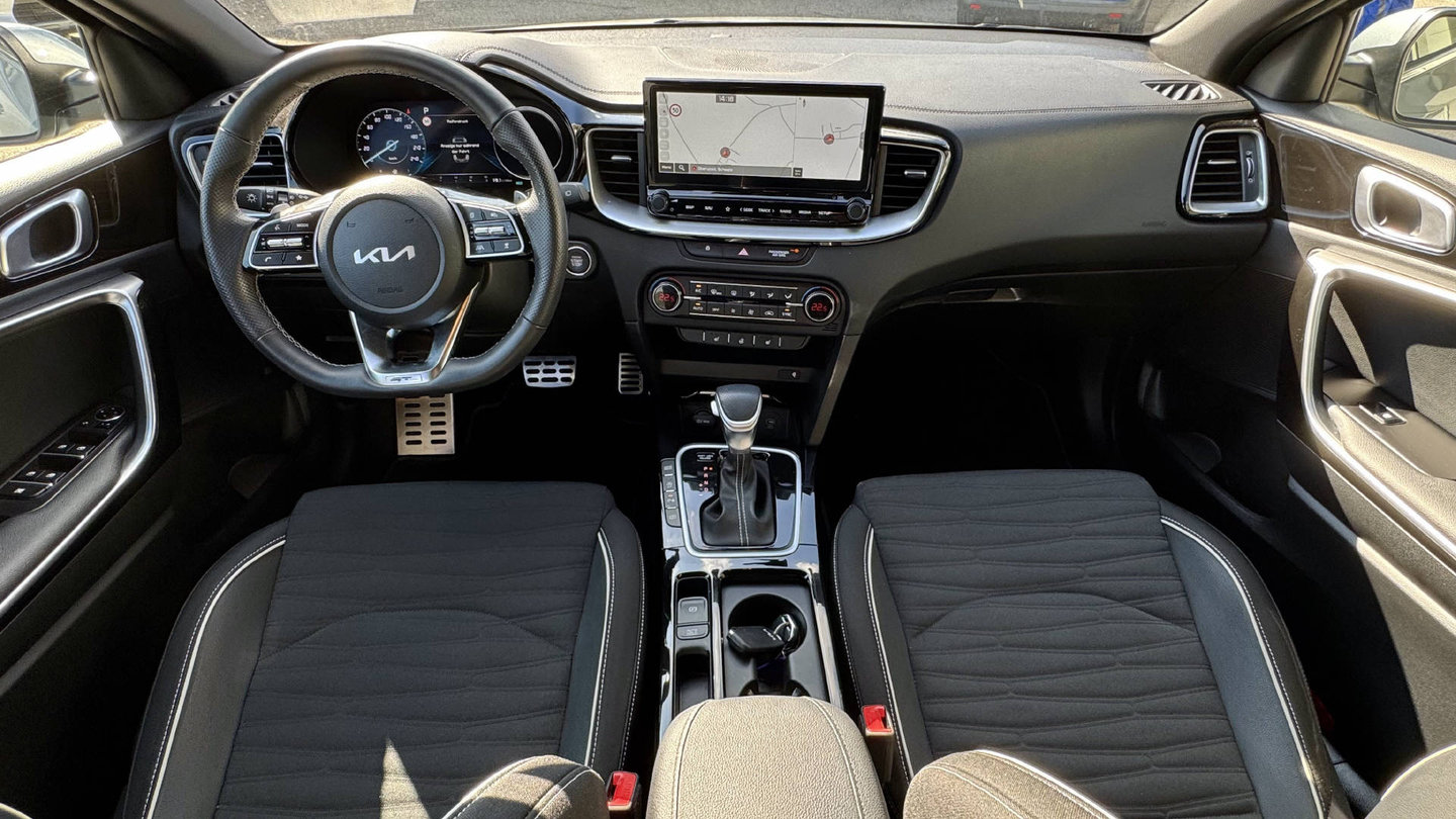 KIA Ceed SW 1.5 T-GDi MHEV GT-Line, Mild-Hybrid Petrol/Electric, Ex-demonstrator, Automatic - 5