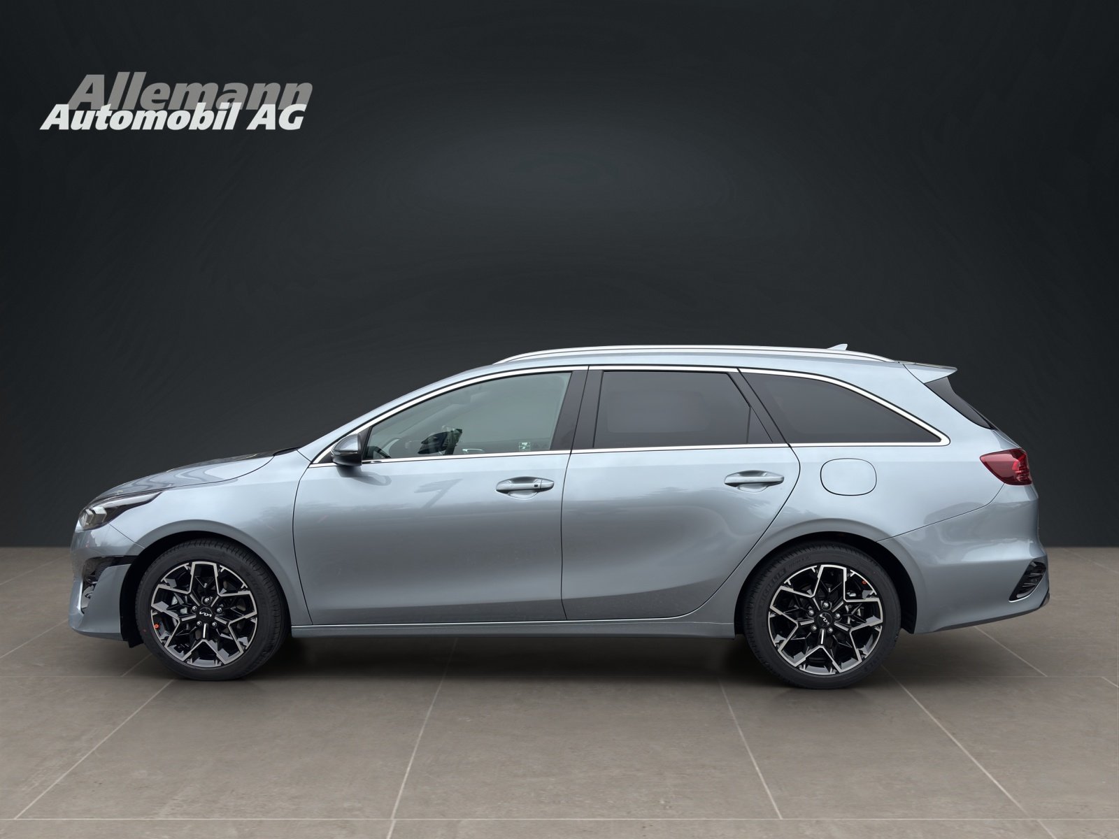 KIA Ceed SW 1.5 T-GDi MHEV GT-Line, Mild-Hybrid Petrol/Electric, Ex-demonstrator, Automatic - 3