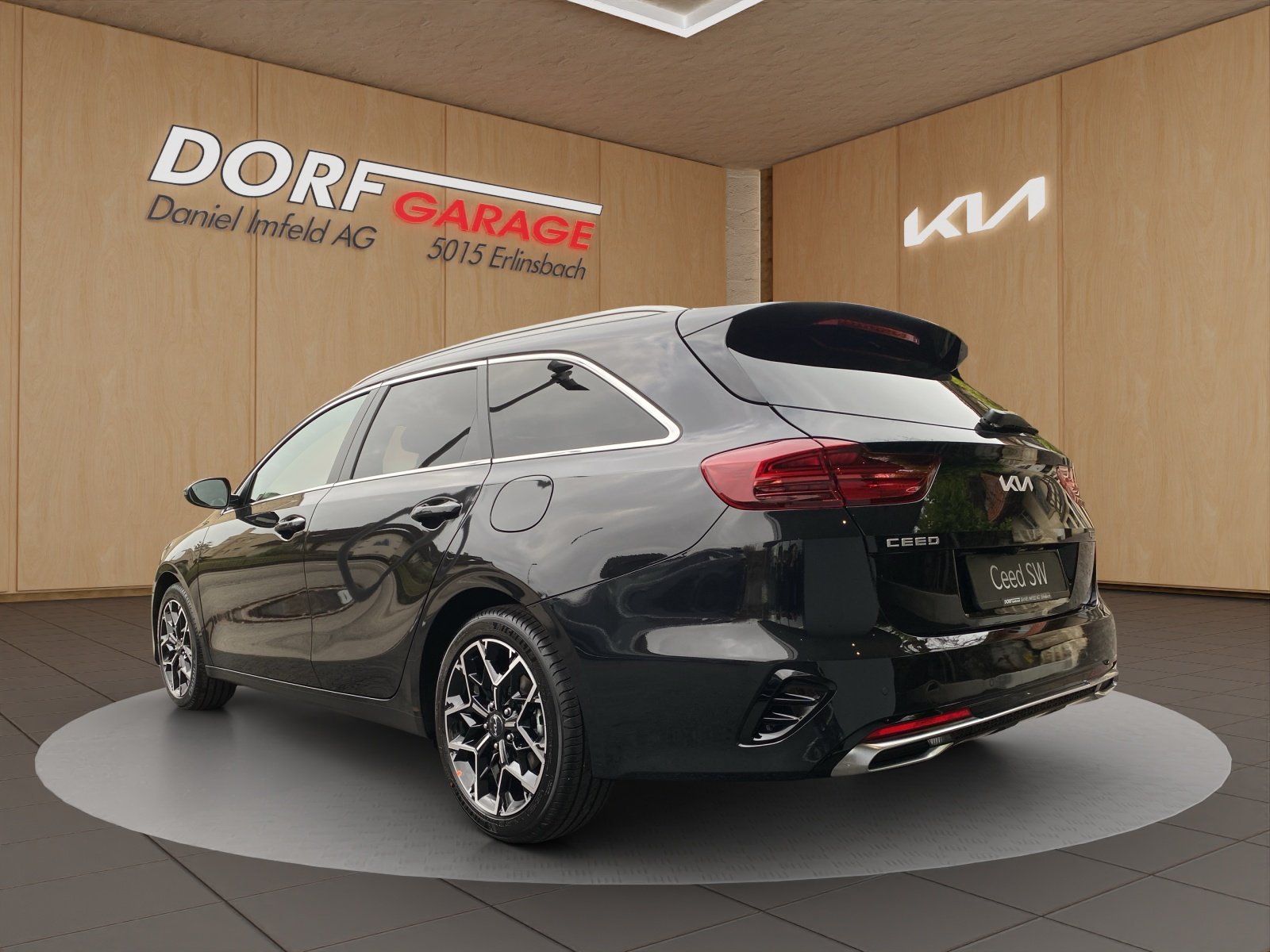 KIA Ceed SW 1.5 T-GDi MHEV GT-Line, Mild-Hybrid Benzin/Elektro, Vorführwagen, Automat - 2