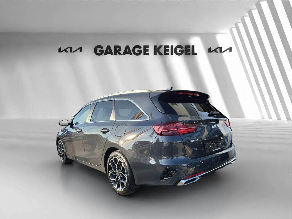 KIA Ceed SW 1.5 T-GDi MHEV GT-Line, Hybride Léger Essence/Électricité, Voiture de démonstration, Automatique - 3
