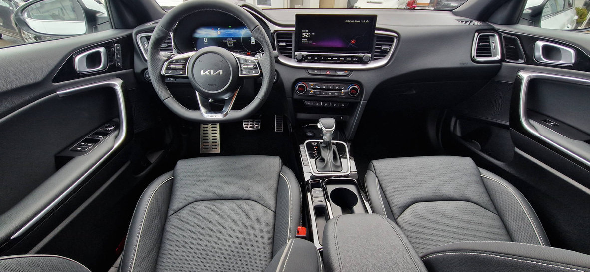 KIA Ceed SW 1.5 T-GDi MHEV GT-Line, Mild-Hybrid Benzin/Elektro, Vorführwagen, Automatik - 7