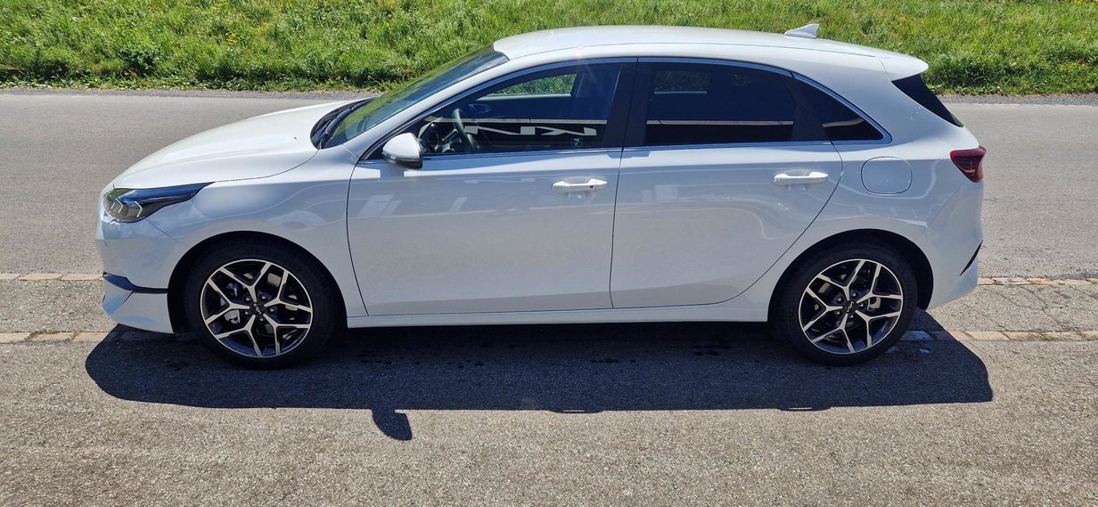 KIA Ceed 1.5 T-GDi Power, Petrol, New car, Automatic - 2