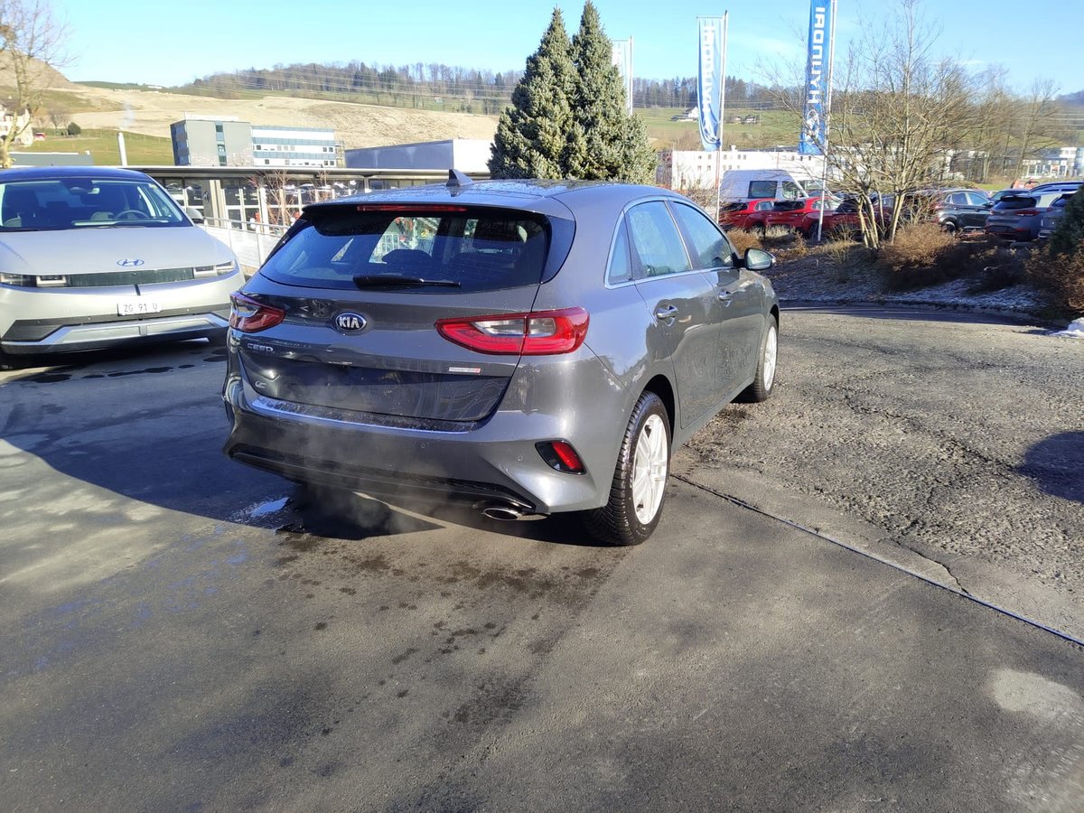 KIA Ceed 1.4 T-GDi Style DCT, Essence, Occasion / Utilisé, Automatique - 3