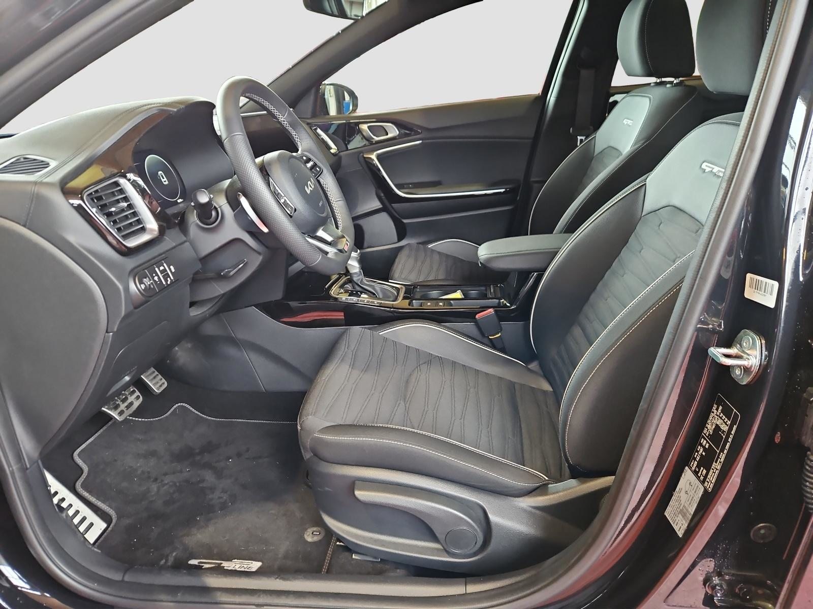 KIA Ceed 1.5 T-GDi MHEV GT-Line, Mild-Hybrid Petrol/Electric, Second hand / Used, Automatic - 5