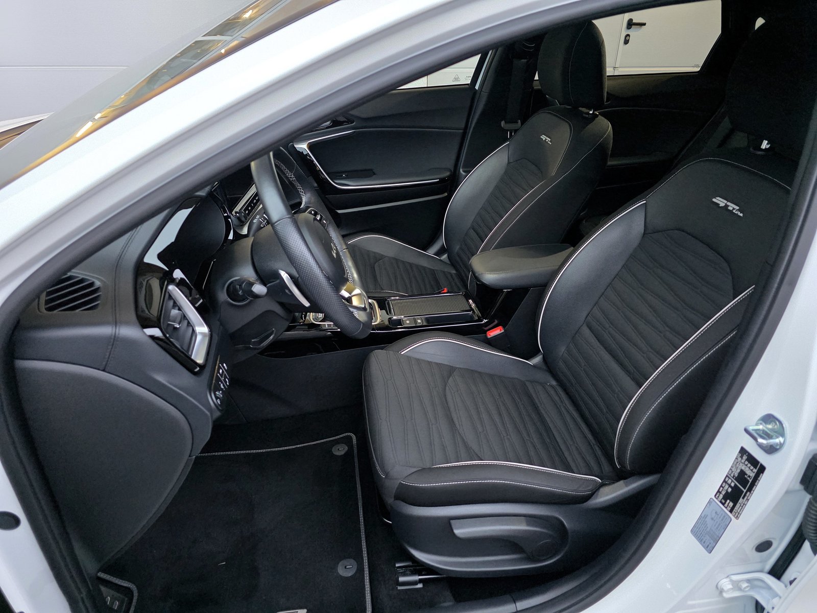 KIA Ceed 1.5 T-GDi GT Line DCT, Petrol, Second hand / Used, Automatic - 7