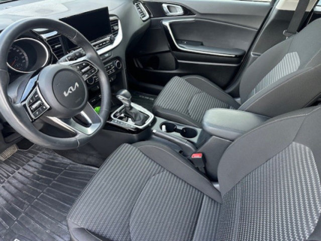 KIA Ceed 1.5T-GDi MHEV PowDCT, Petrol, Second hand / Used, Automatic - 5