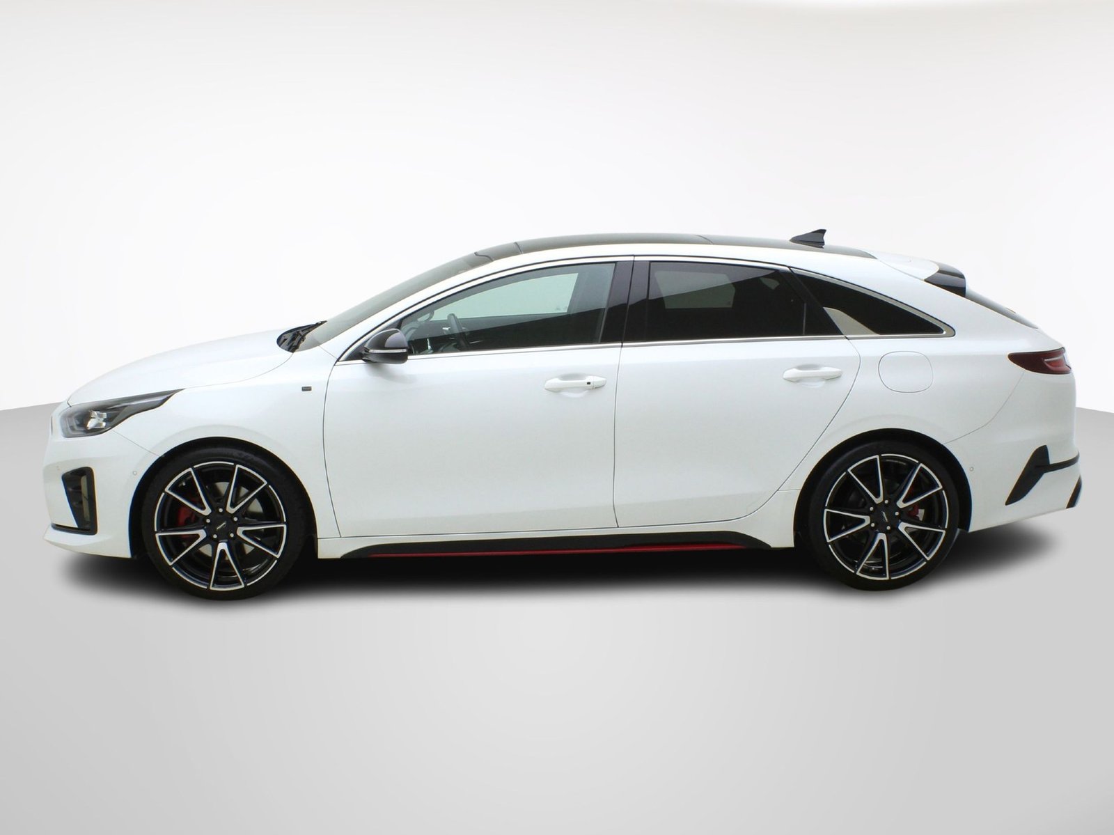 KIA Ceed Pro1.6 T-GDi GT, Benzin, Occasion / Gebraucht, Automatik - 3