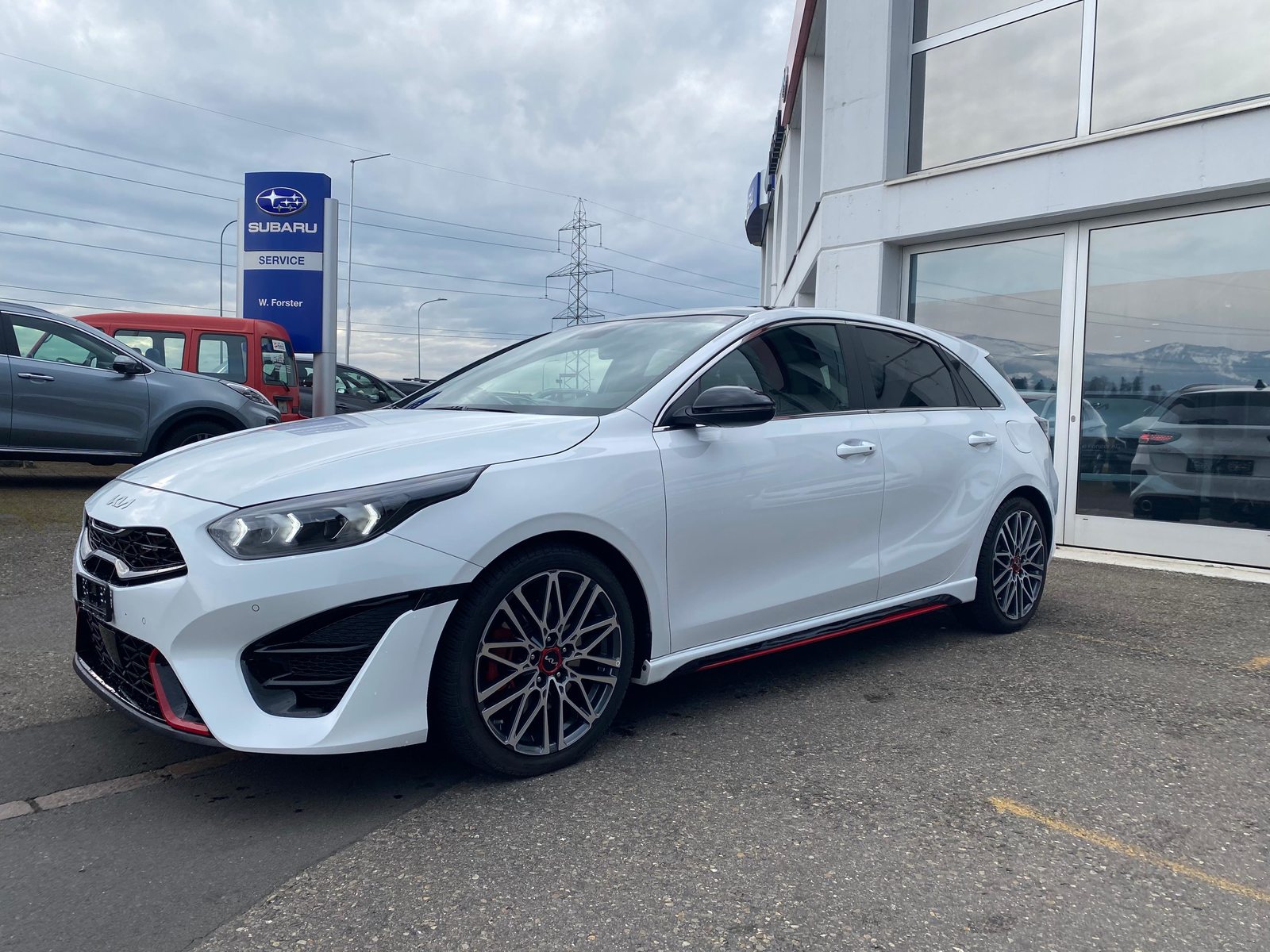 KIA Ceed 1.6 T-GDi GT, Benzin, Occasion / Gebraucht, Automatik - 2