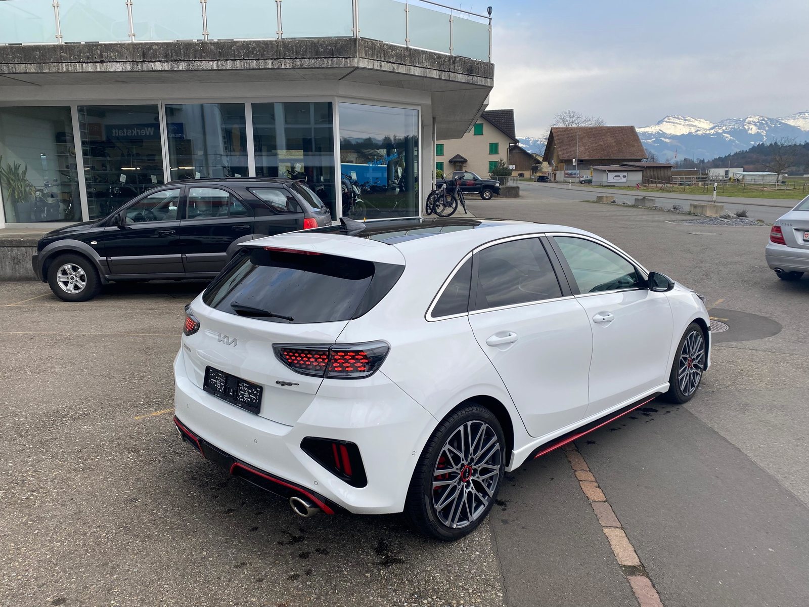 KIA Ceed 1.6 T-GDi GT, Benzin, Occasion / Gebraucht, Automatik - 4