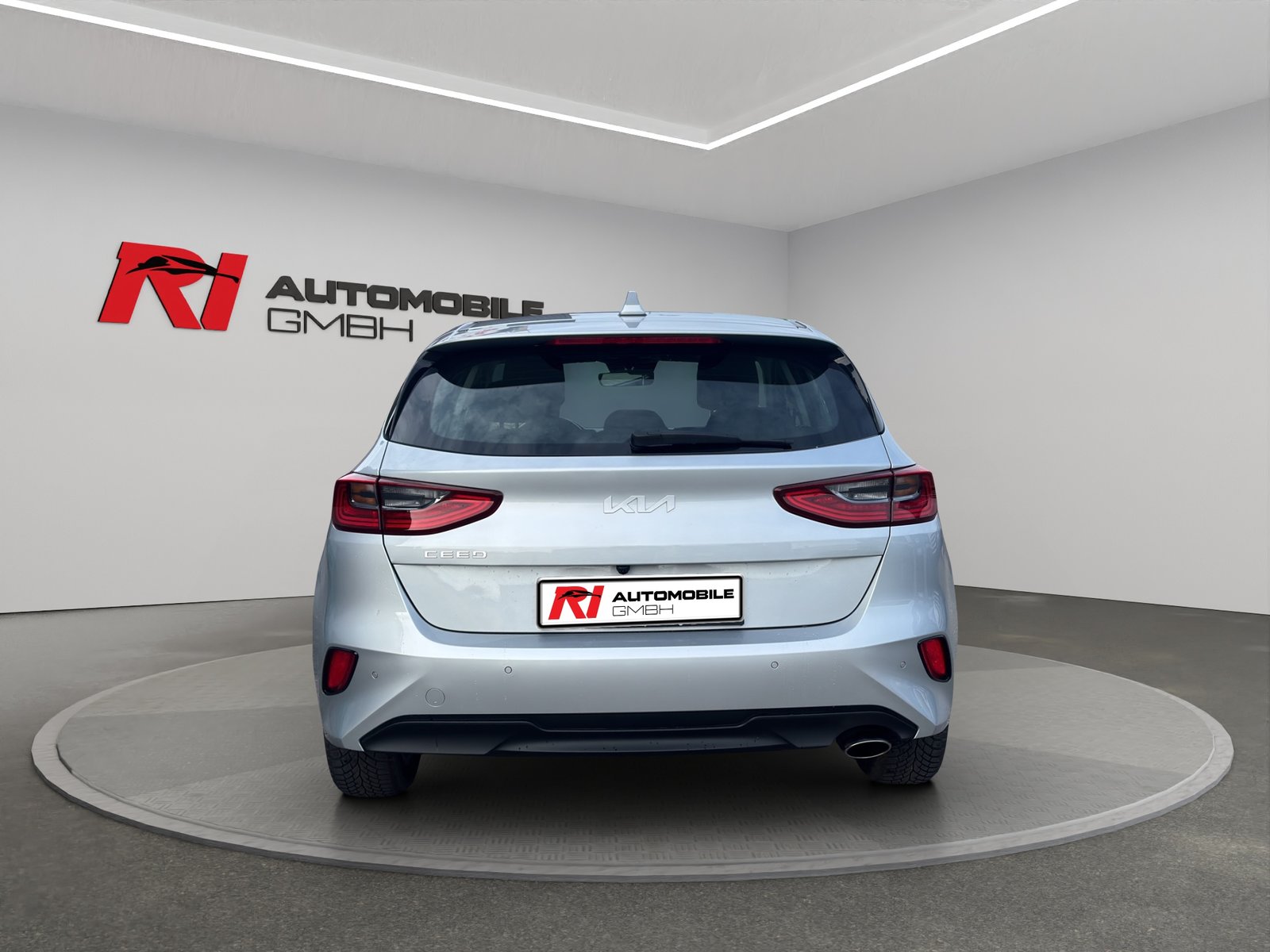 KIA Ceed 1.5 T-GDi MHEV GT Line DCT, Mild-Hybrid Petrol/Electric, Second hand / Used, Automatic - 6