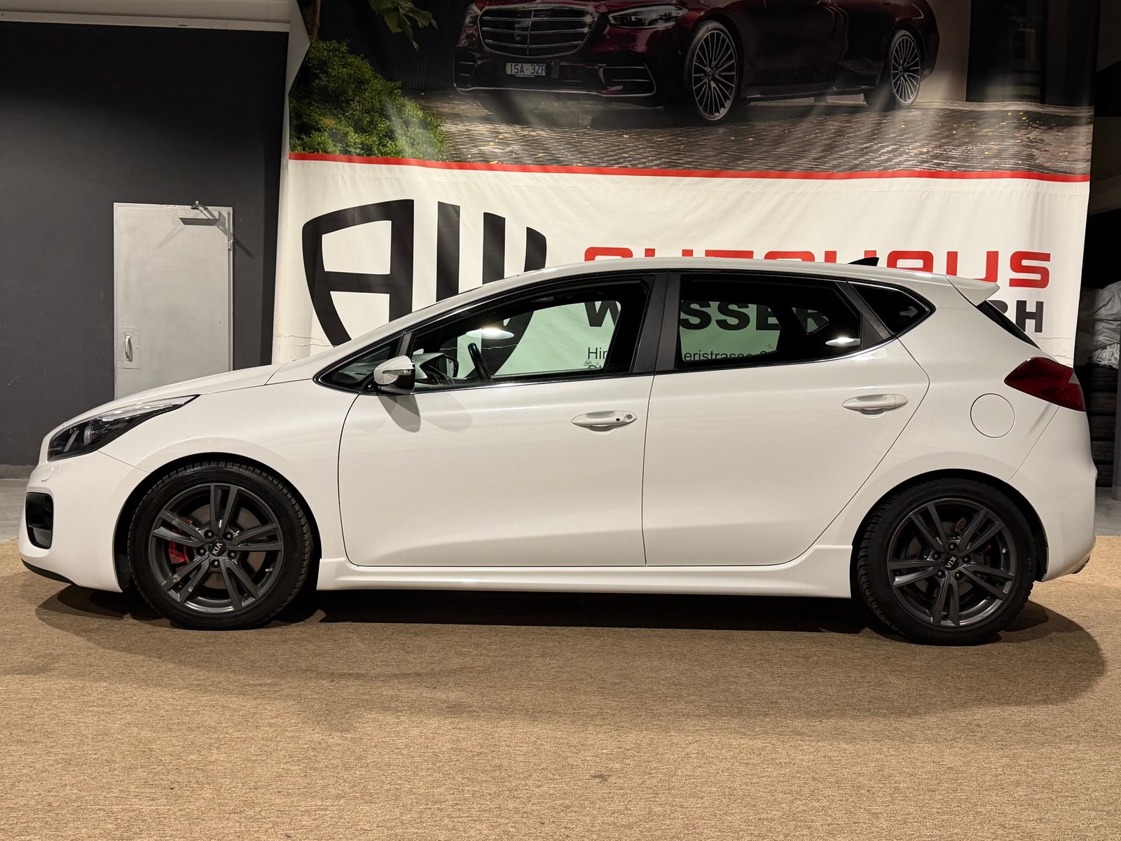 KIA Cee'd 1.6 GDi GT, Essence, Occasion / Utilisé, Manuelle - 6