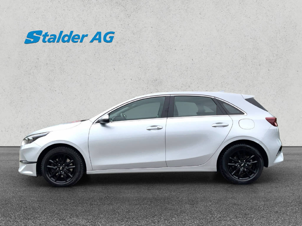KIA Ceed 1.5 T-GDi MHEV Power, Hybride Léger Essence/Électricité, Occasion / Utilisé, Automatique - 3