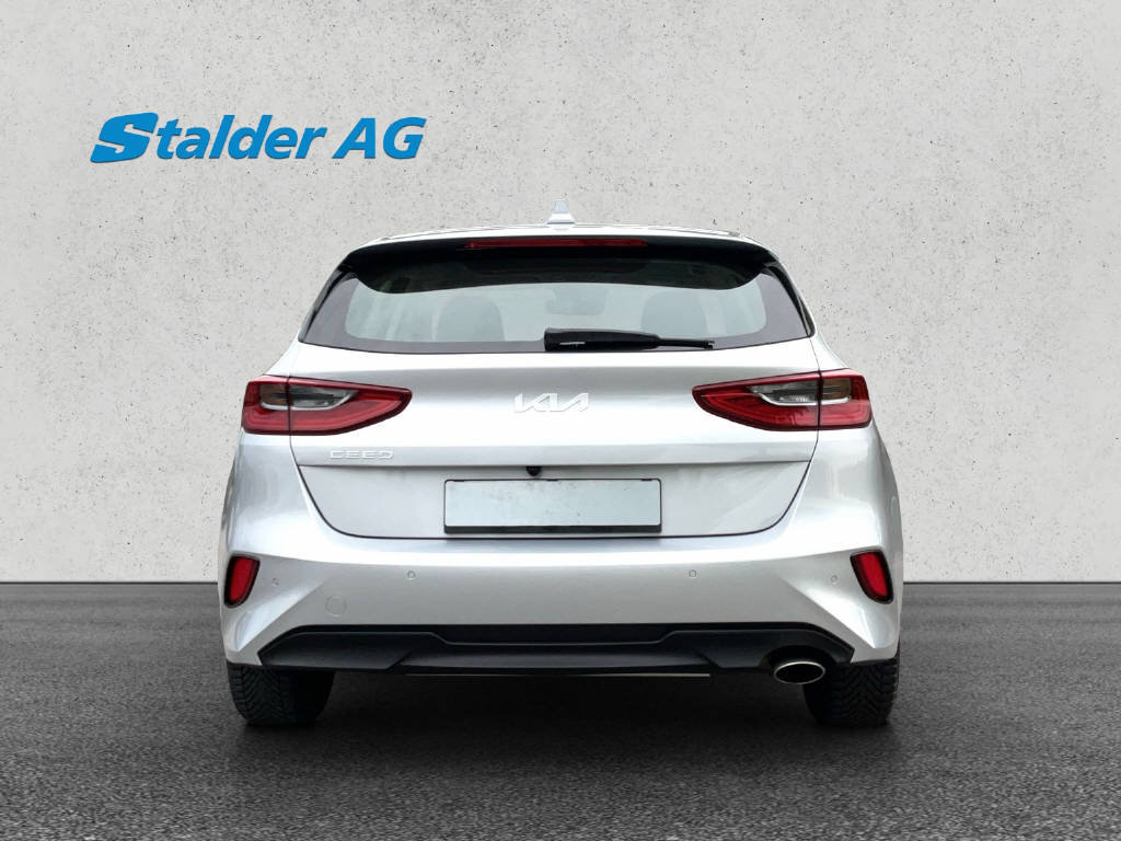 KIA Ceed 1.5 T-GDi MHEV Power, Hybride Léger Essence/Électricité, Occasion / Utilisé, Automatique - 5