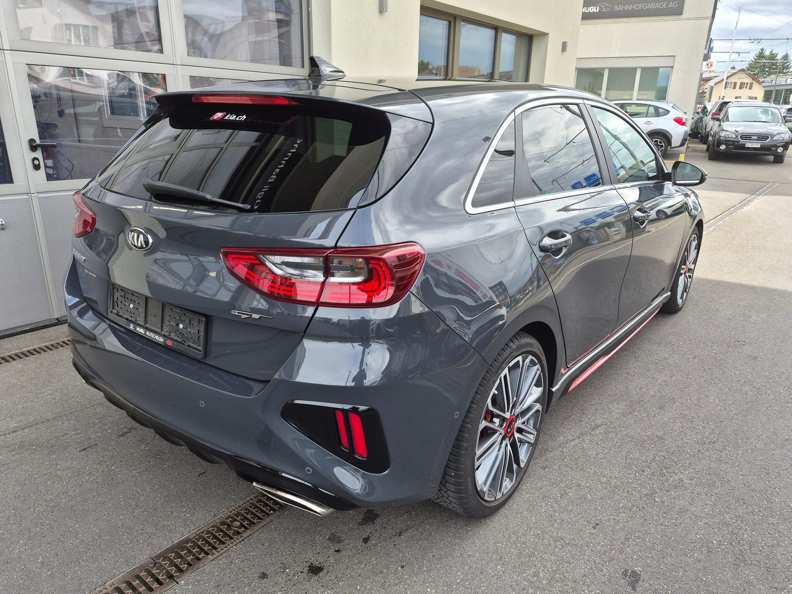 KIA Ceed 1.6 T-GDi GT, Benzin, Occasion / Gebraucht, Automatik - 7