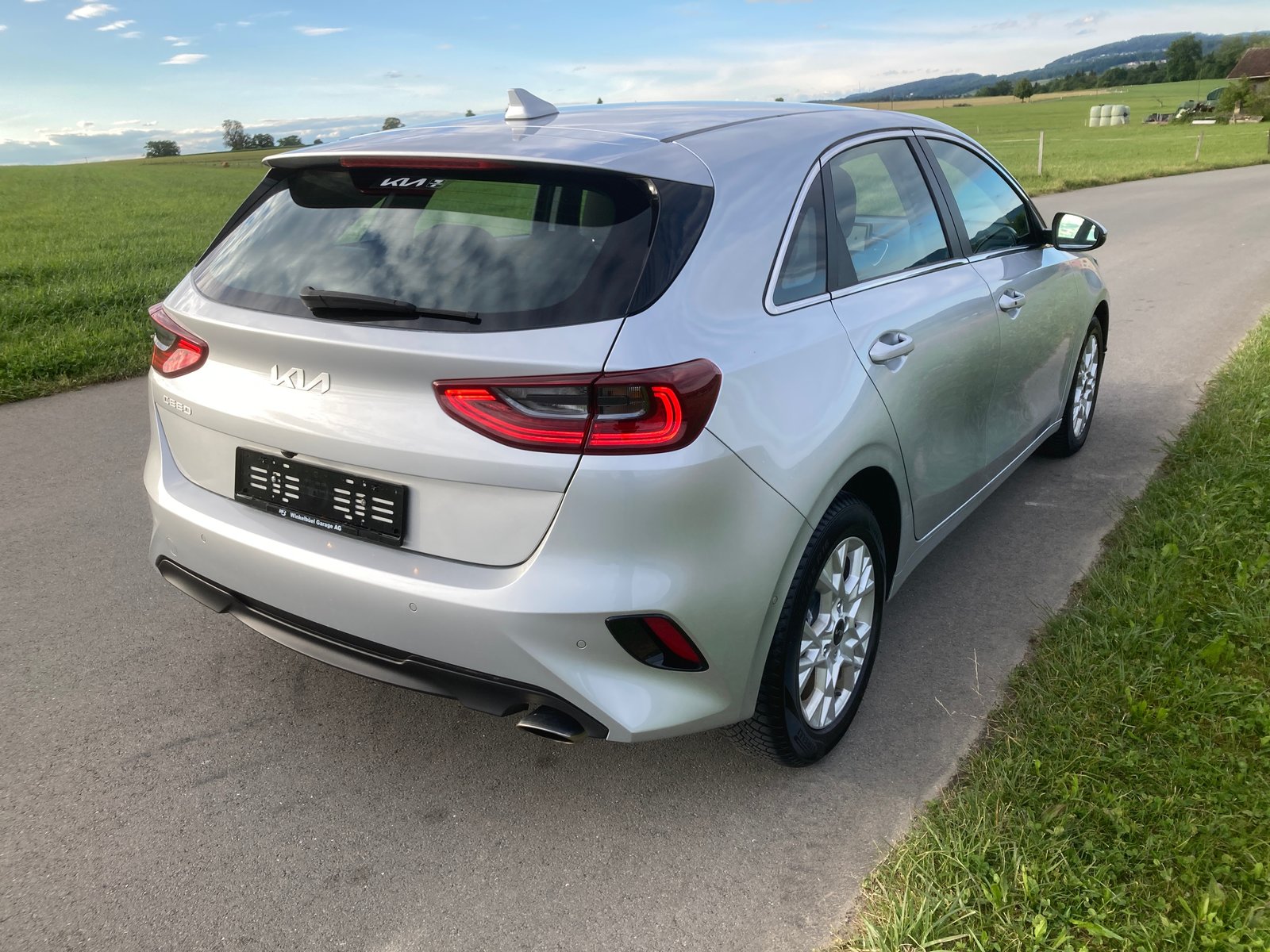 KIA Ceed 1.5 T-GDi MHEV Power DCT, Hybride Léger Essence/Électricité, Occasion / Utilisé, Automatique - 3