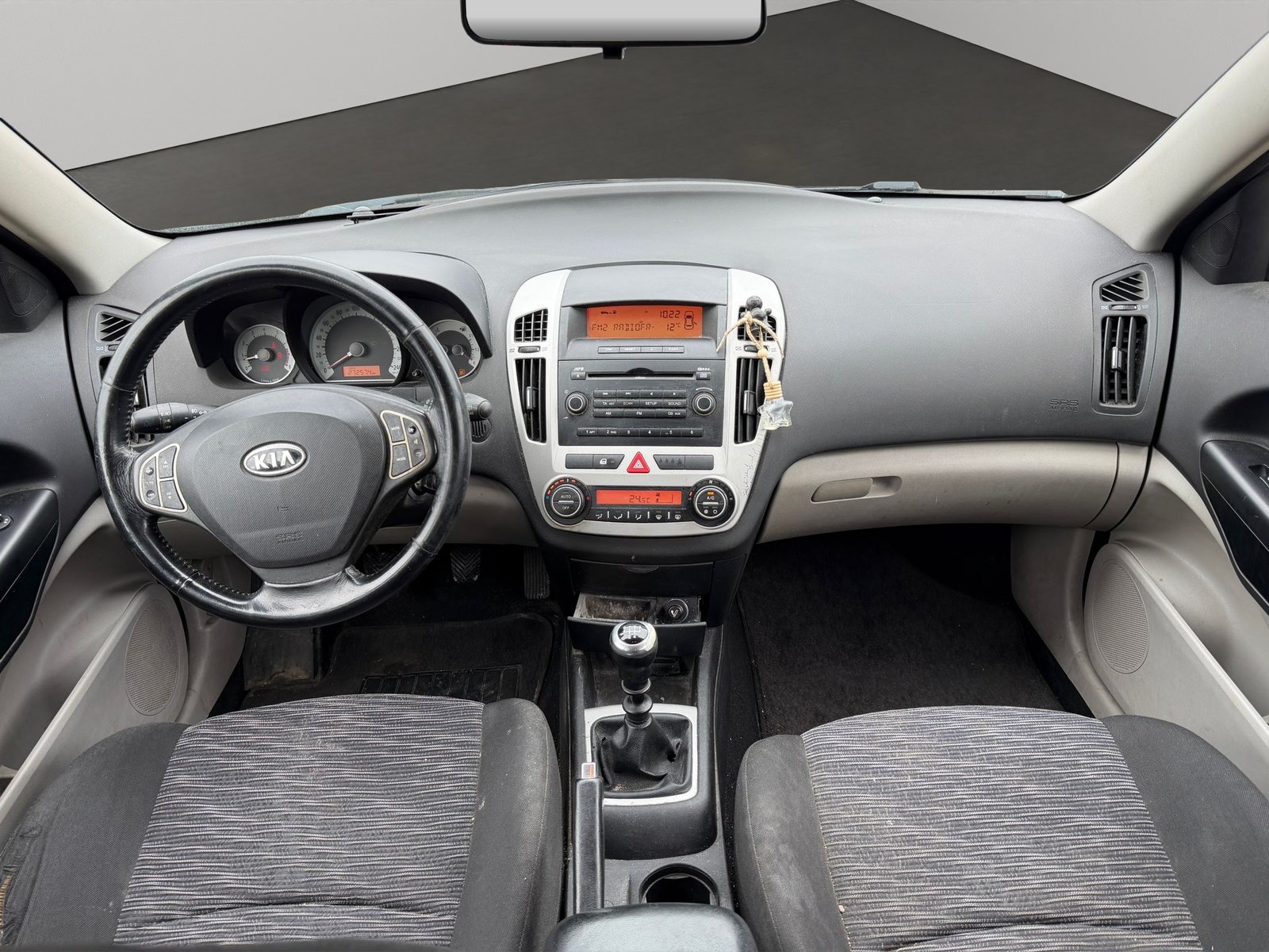 KIA Cee'd 1.6 16V Trend, Petrol, Second hand / Used, Manual - 7