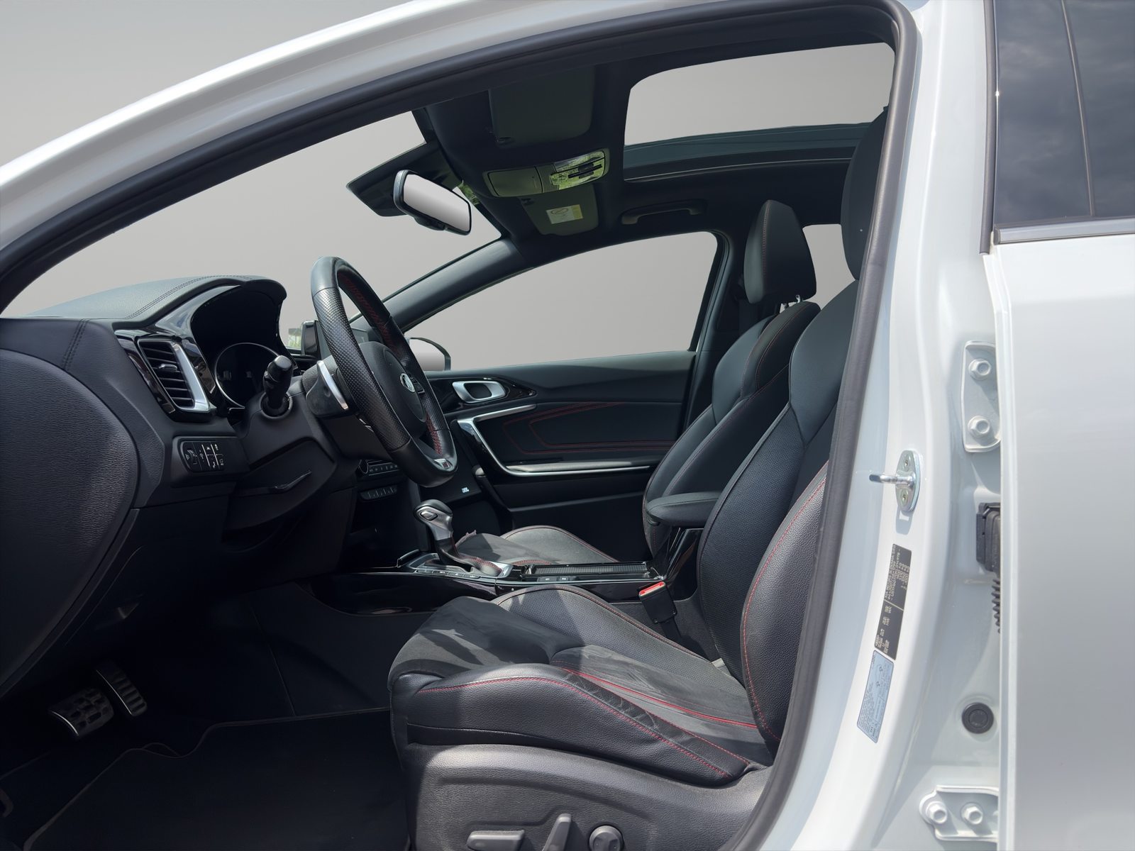 KIA ProCeed 1.6 T-GDi GT, Benzin, Occasion / Gebraucht, Automatik - 4