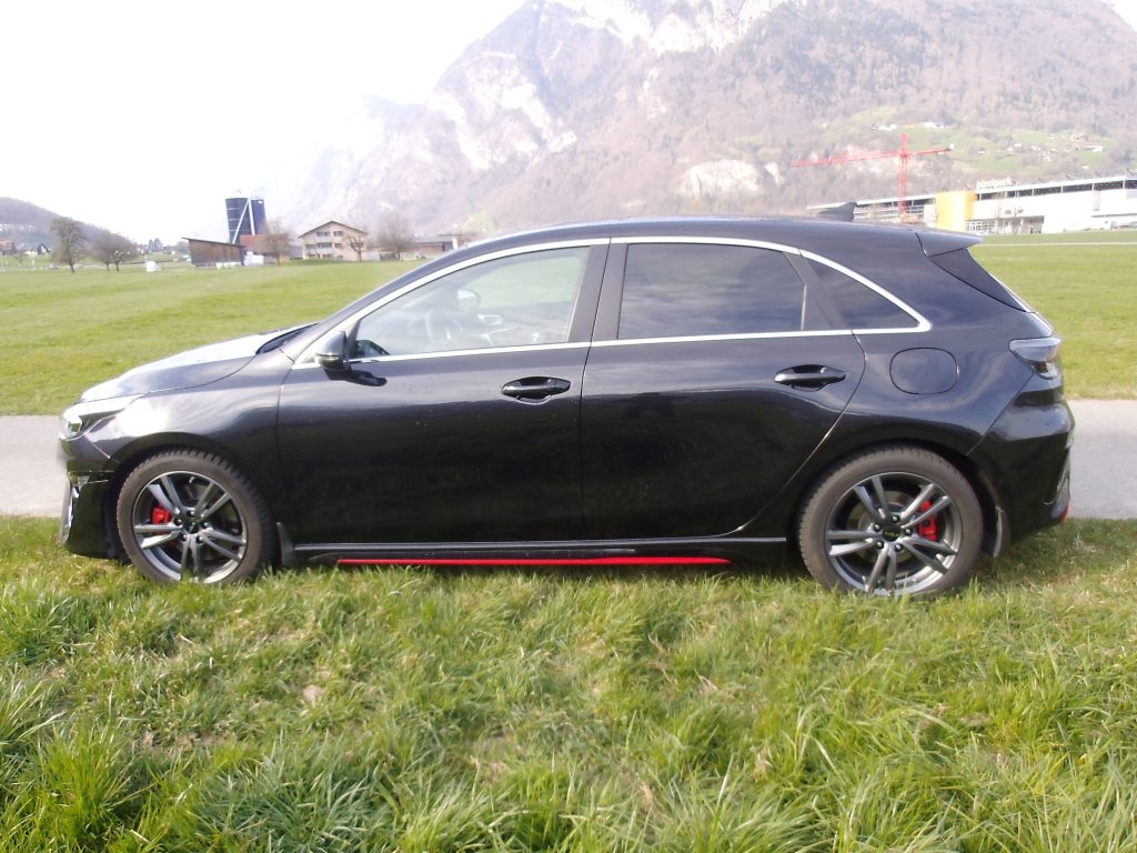 KIA CEED 1.6 T-GDi GT, Benzina, Occasioni / Usate, Automatico - 2