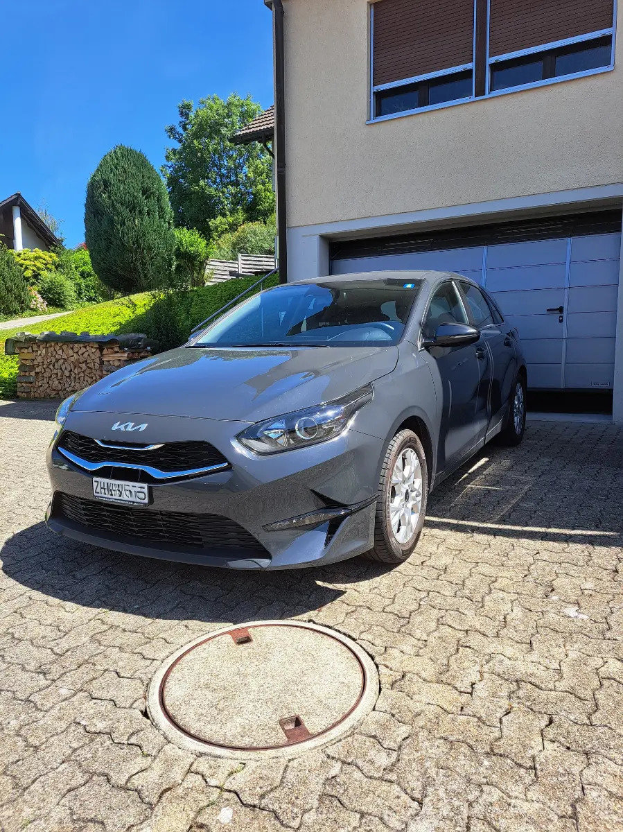 KIA Ceed 1.5 T-GDi Power, Benzin, Occasion / Gebraucht, Handschaltung - 2