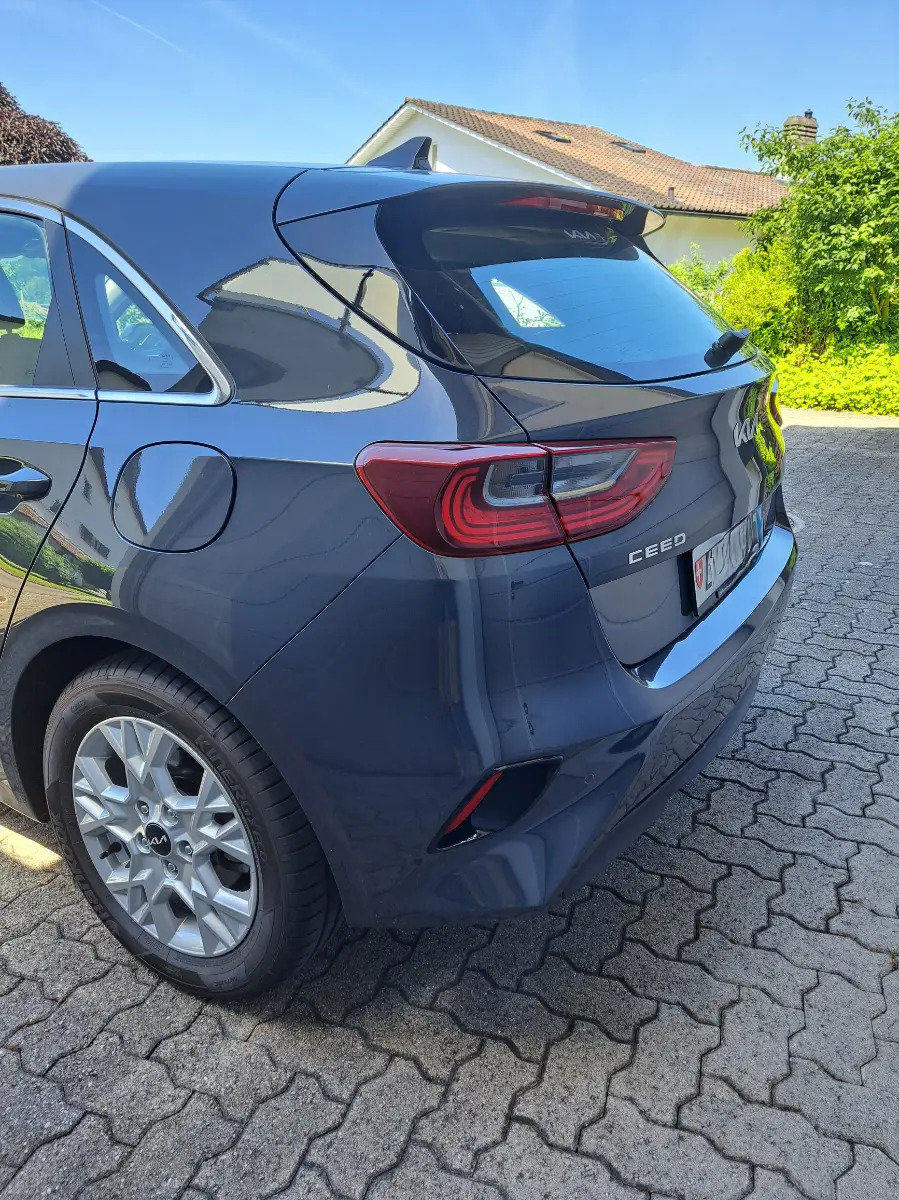 KIA Ceed 1.5 T-GDi Power, Benzin, Occasion / Gebraucht, Handschaltung - 3