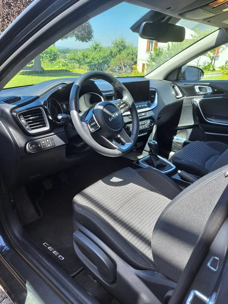 KIA Ceed 1.5 T-GDi Power, Benzin, Occasion / Gebraucht, Handschaltung - 5