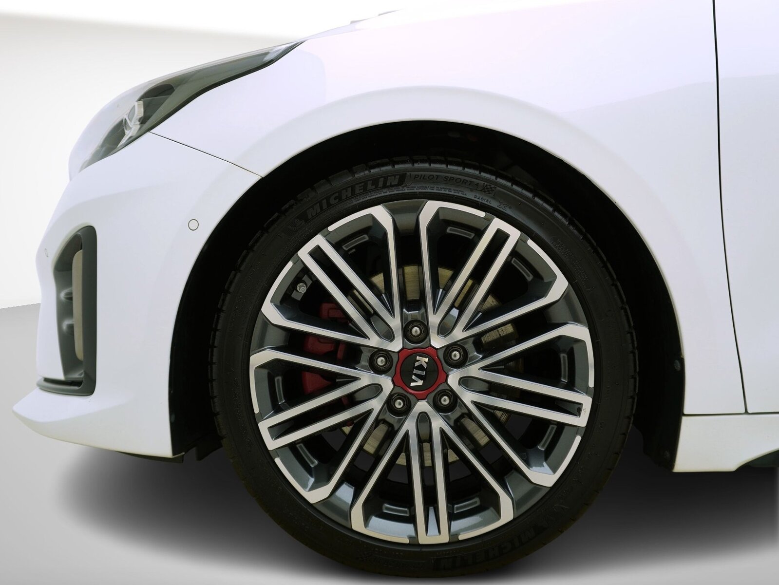 KIA Ceed Pro1.6 T-GDi GT, Benzin, Occasion / Gebraucht, Automatik - 7