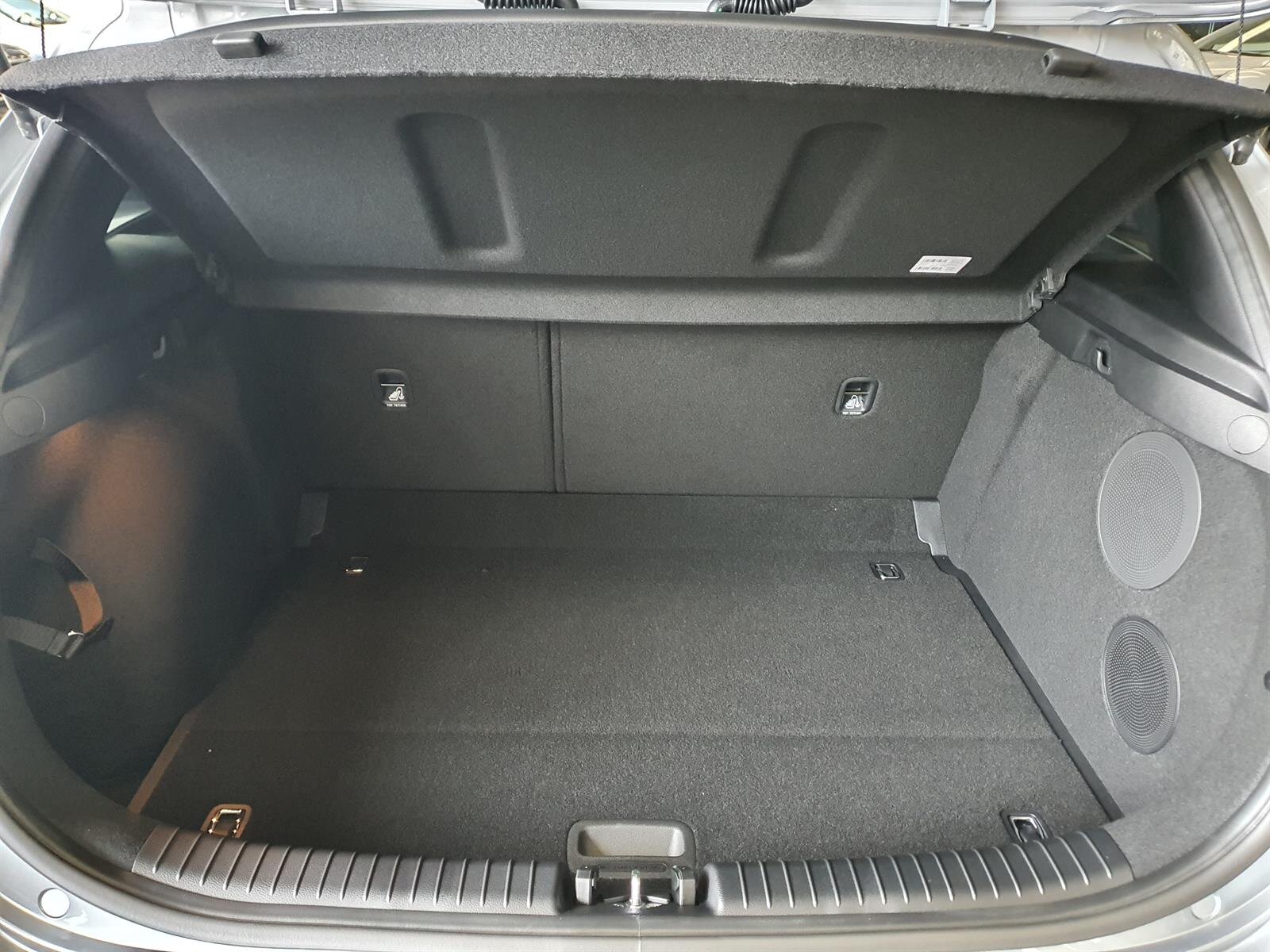 KIA Ceed 1.5 T-GDi MHEV GT-Line, Mild-Hybrid Benzin/Elektro, Occasion / Gebraucht, Automatik - 6