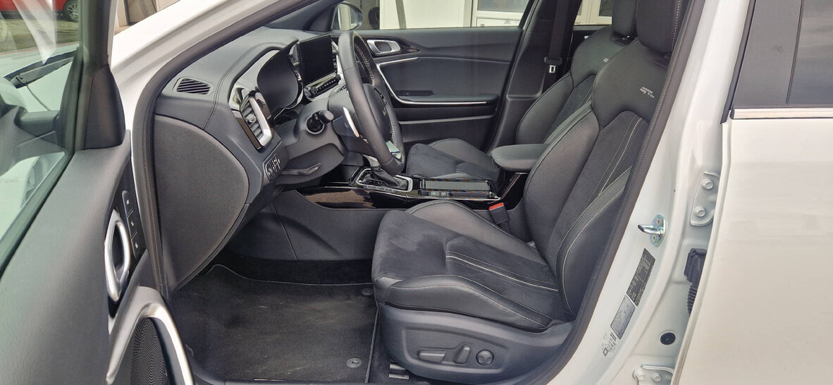 KIA Ceed 1.5 T-GDi GT-Line Edition, Petrol, Second hand / Used, Automatic - 6