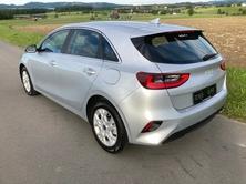 KIA Ceed 1.5 T-GDi MHEV Power DCT, Mild-Hybrid Benzin/Elektro, Occasion / Gebraucht, Automatik - 4