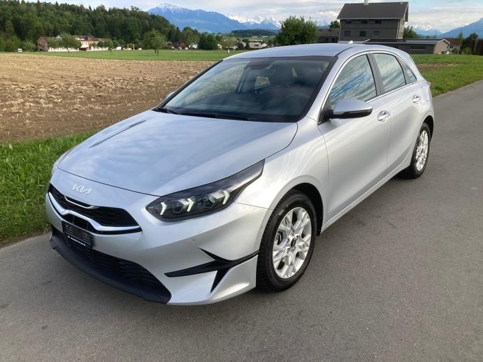 KIA Ceed 1.5 T-GDi MHEV Power DCT, Mild-Hybrid Benzin/Elektro, Occasion / Gebraucht, Automatik