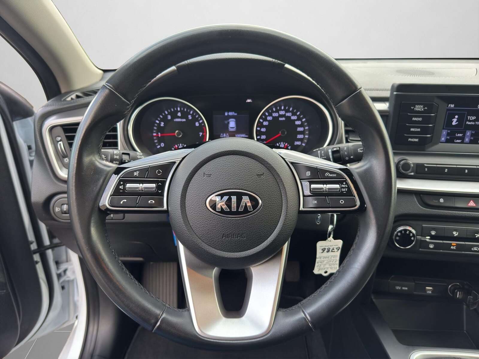 KIA Ceed 1.0 T-GDi Classic, Benzin, Occasion / Gebraucht, Handschaltung - 6