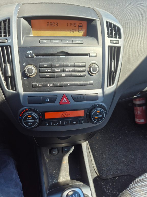 KIA CEED 1.6 CRDi Trend DPF, Diesel, Occasion / Gebraucht, Handschaltung - 7