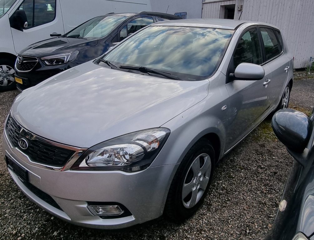 KIA CEED 1.6 CVVT Trend, Petrol, Second hand / Used, Manual - 4