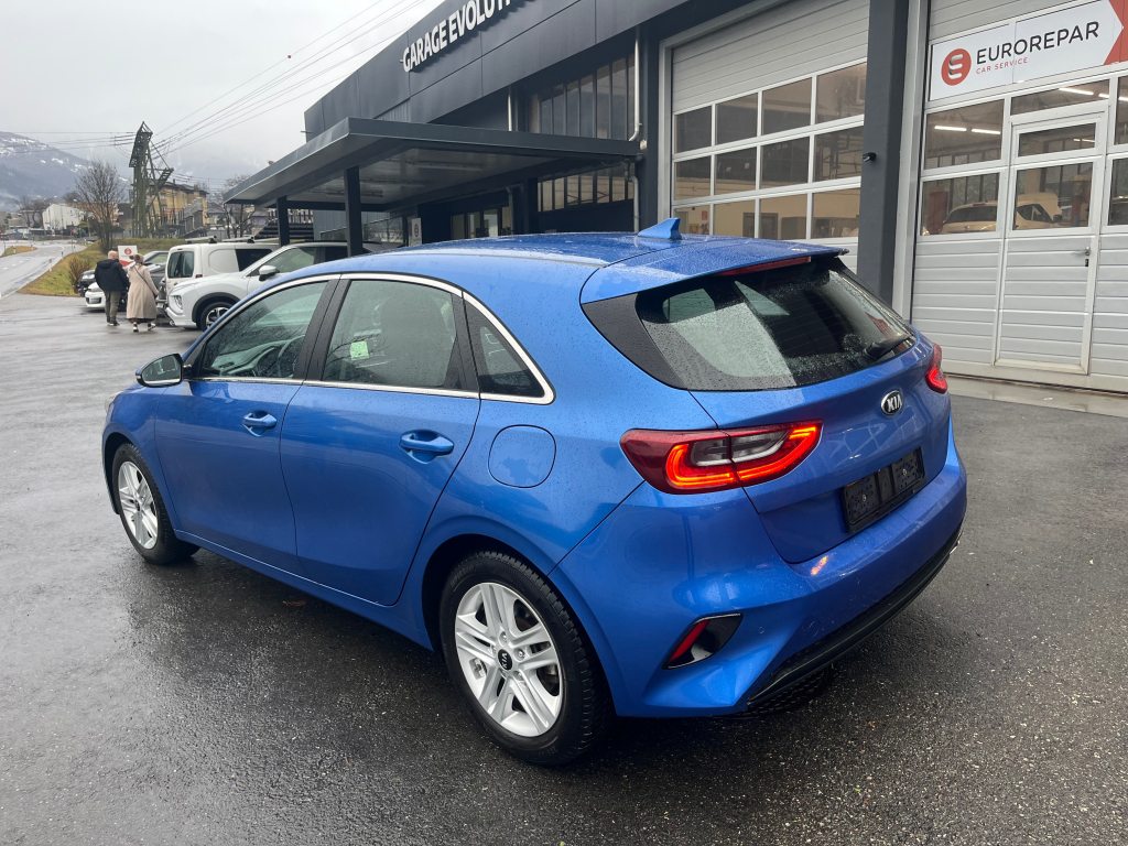 KIA CEED 1.4 T-GDi Power 25, Essence, Occasion / Utilisé, Automatique - 5