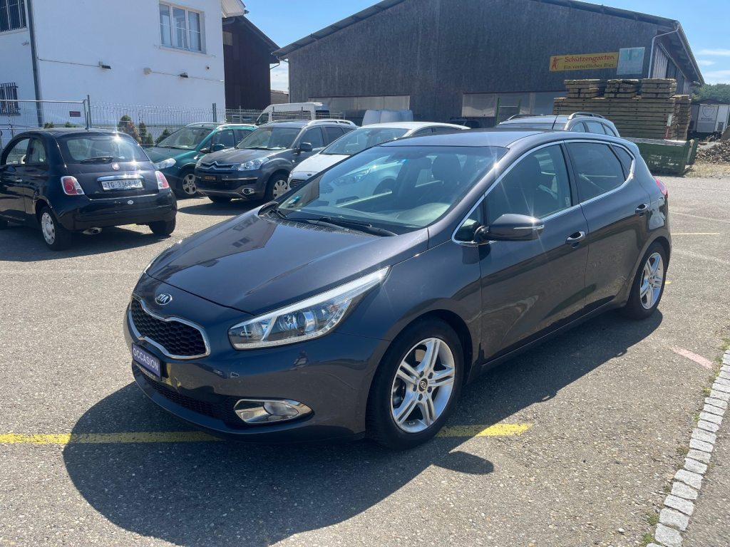 KIA CEED 1.4 CRDi Swiss Eco Ed., Diesel, Occasioni / Usate, Manuale - 2