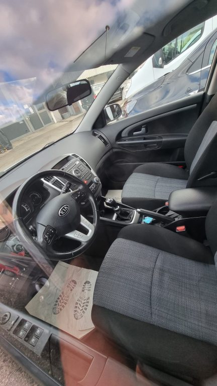 KIA CEED 1.6 CVVT Trend, Petrol, Second hand / Used, Manual - 5