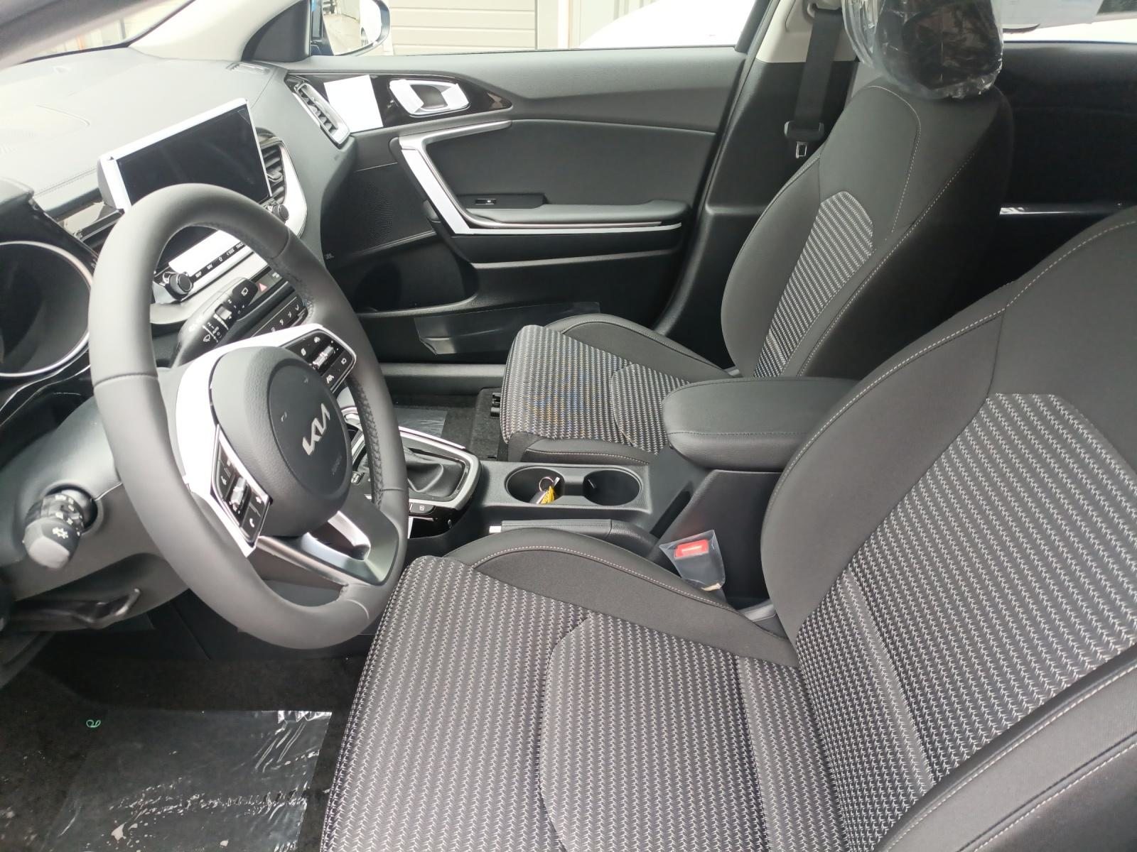 KIA Ceed 1.5 T-GDi Power, Benzina, Auto dimostrativa, Automatico - 5