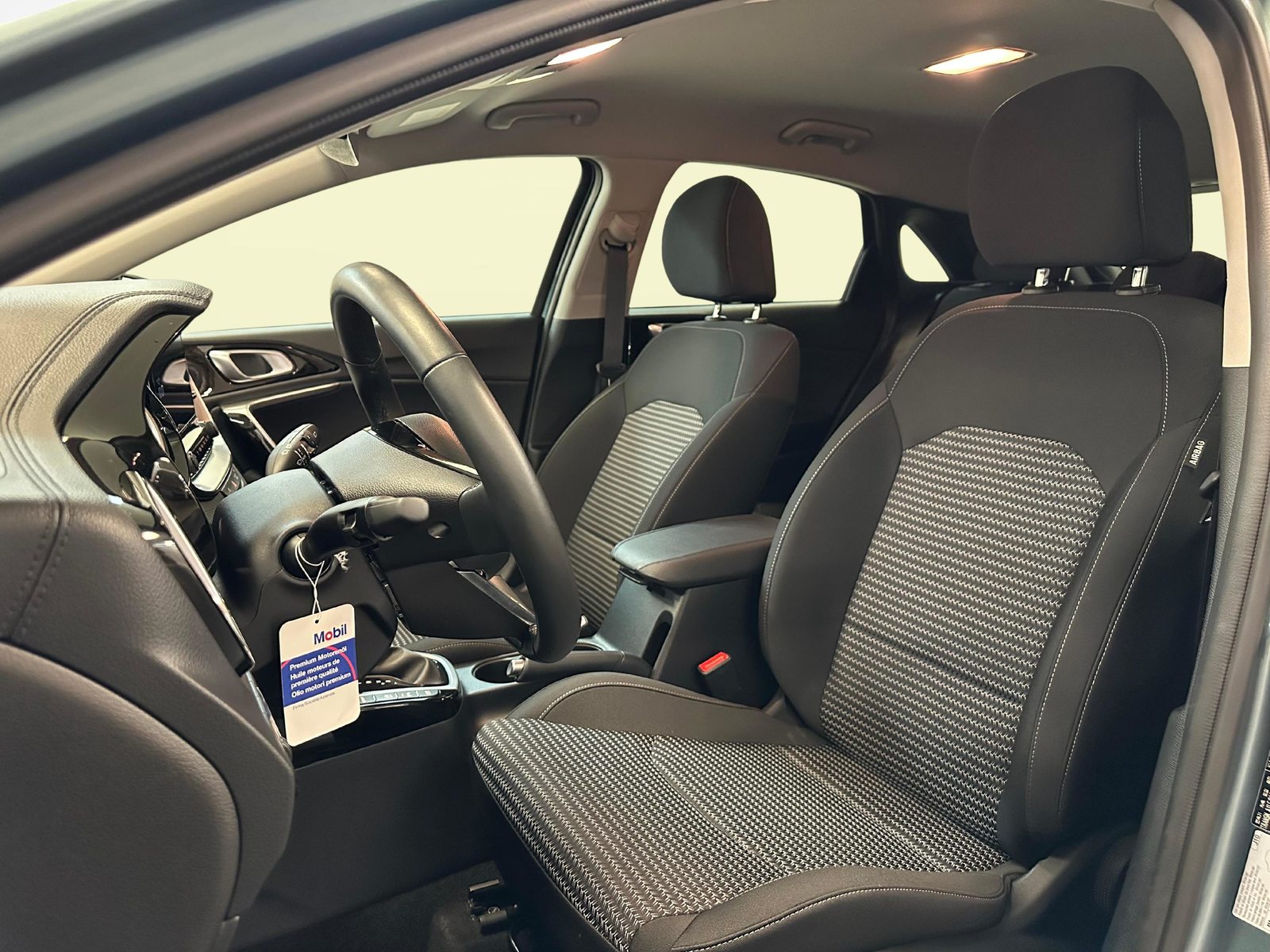 KIA Ceed 1.5 T-GDi Power, Essence, Voiture de démonstration, Automatique - 5