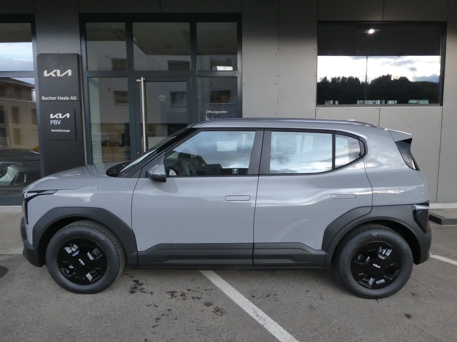 KIA EV2