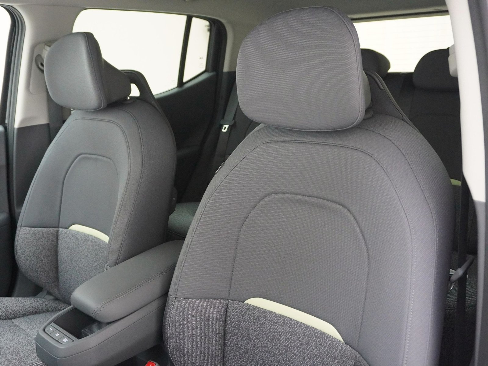 KIA EV2 42.2 kWh Earth, Électrique, Voiture nouvelle, Automatique - 6