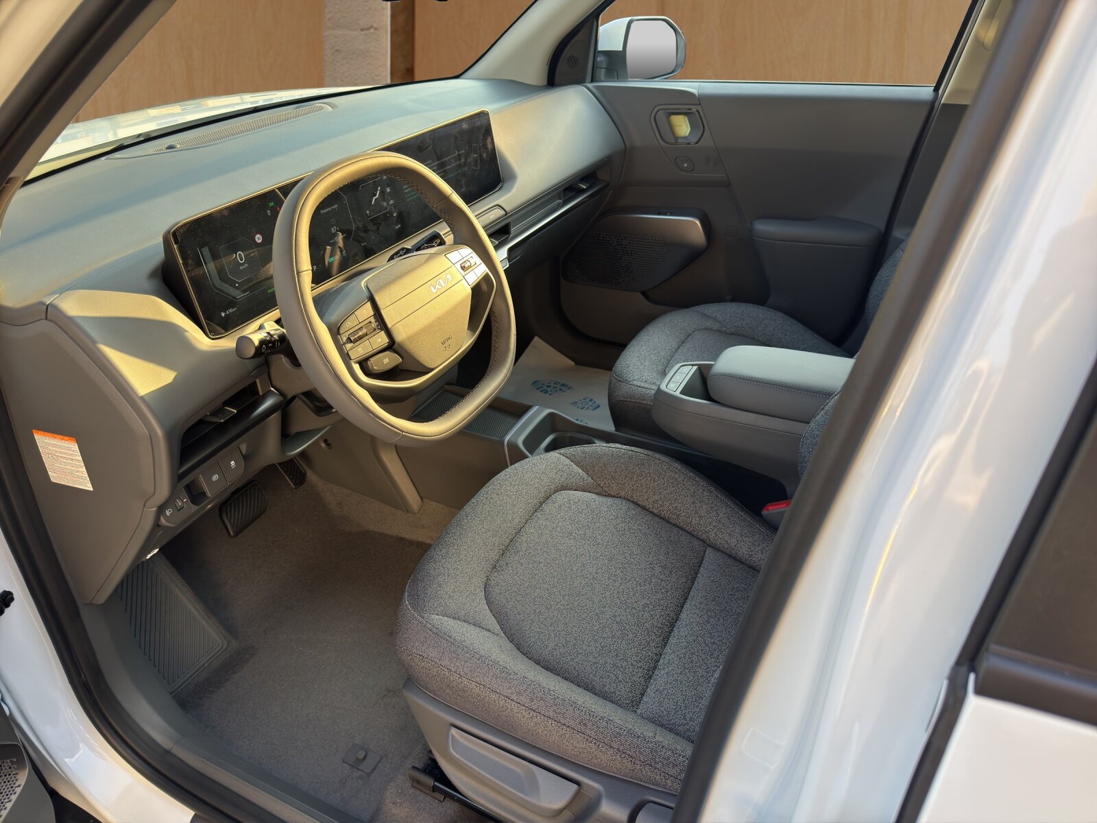 KIA EV2 61 kWh Air, Electric, New car, Automatic - 7
