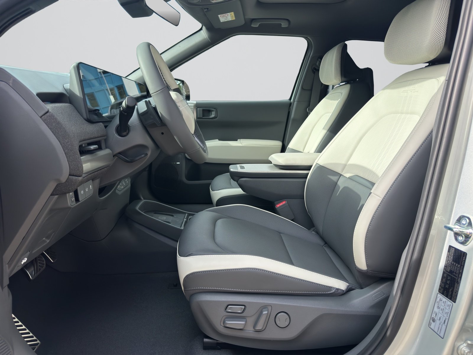 KIA EV3 81,4 kWh GT-Line, Elektro, Neuwagen, Automatik - 5