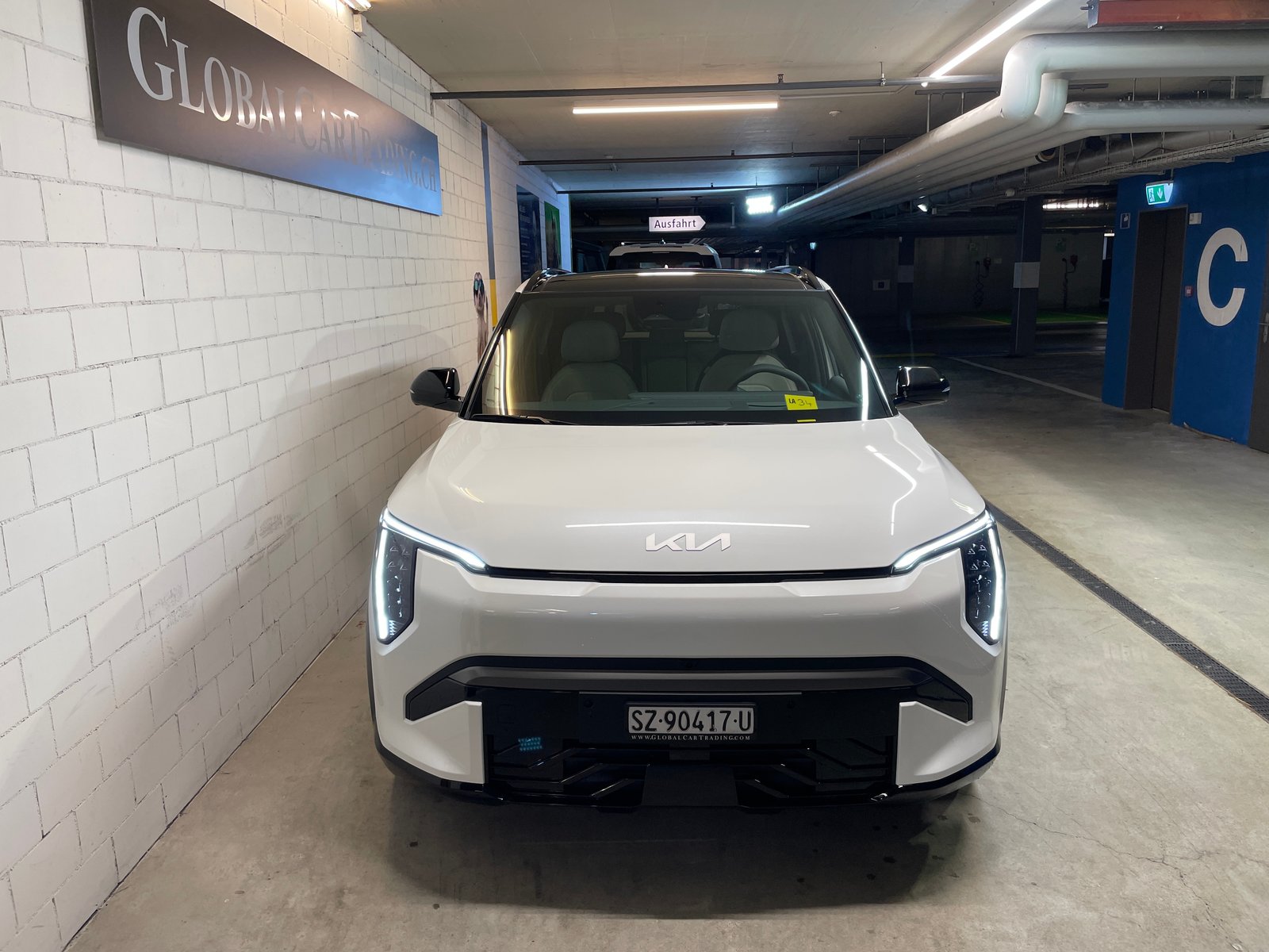 KIA EV3 81,4 kWh GT-Line mit GT-Line Pack und Panoramadach u, Électrique, Voiture nouvelle, Automatique - 2