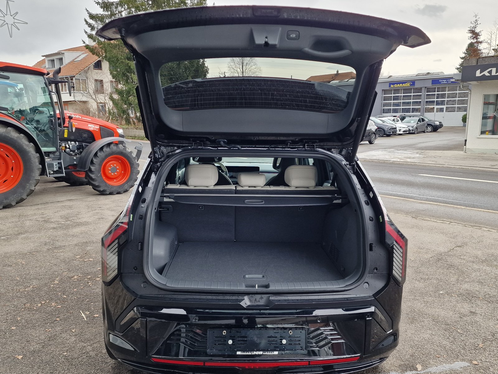 KIA EV3 81,4 kWh GT-Line, Elektro, Occasion / Gebraucht, Automatik - 4